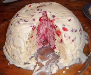 World of Wasabi Ice cream pudding - cut to show inner fruit filled pocket.